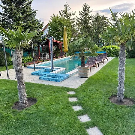Kovago Apartament *